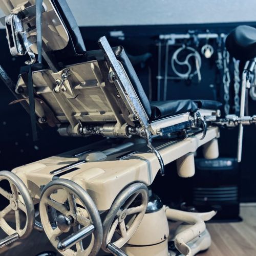 Galeriebild 2 von Mistress Henriette