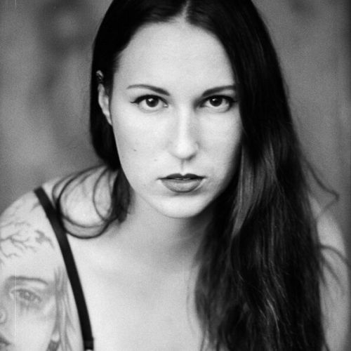 Galeriebild 4 von Megan Bound